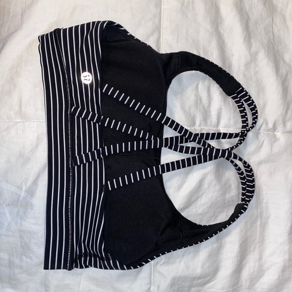 Lululemon Energy sports bra - Picture 2 of 2